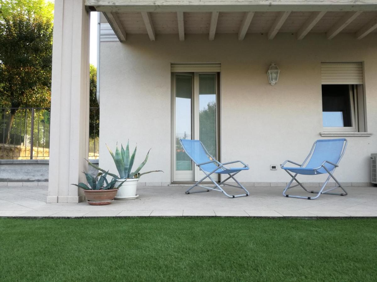 Ferienwohnung La Casa Di Cele Desenzano del Garda Exterior foto